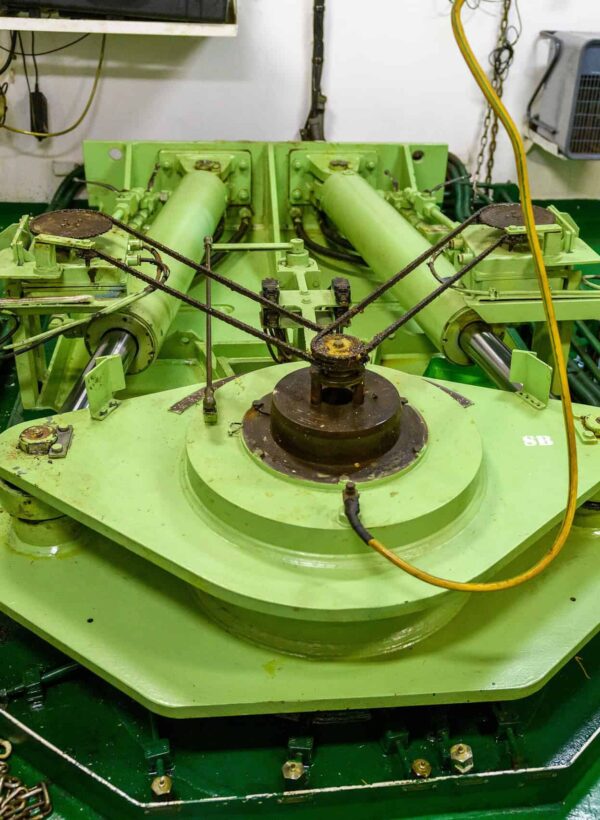 Steering Gear Marine services worldwide on offshore vessel equipment
