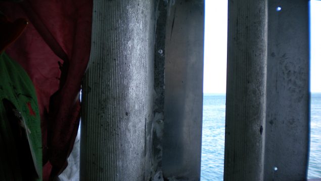 WELD A CRACK ON GANGWAY