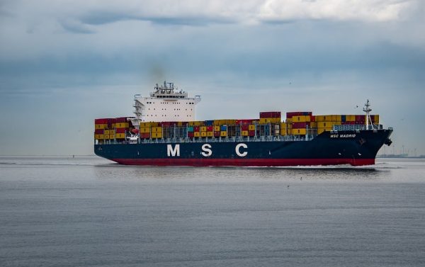 container ship 7860285 960 720